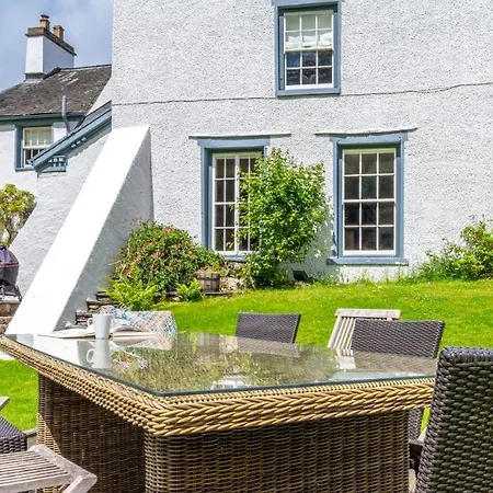 Low Graythwaite Hall *